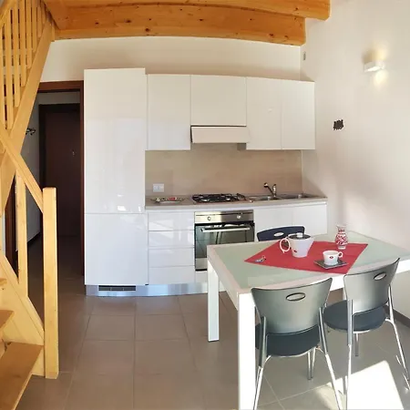 La Quiete 58 Maisonette View By Gardadomusmea *