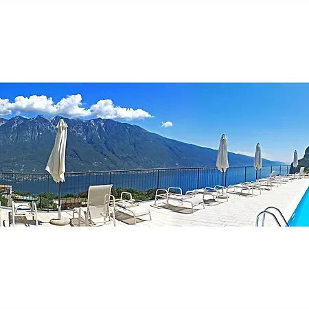La Quiete 58 Maisonette View By Gardadomusmea Pieve